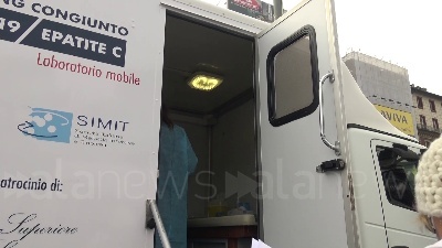 Scene from Coronavirus, test gratis a Milano: "C'è voglia di prevenzione, la gente va via soddisfatta"