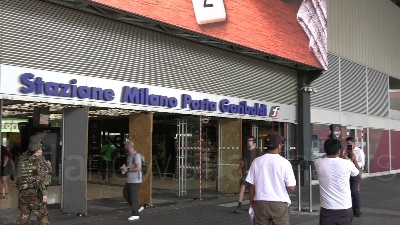 Scene from Milano, colonne di fumo alla stazione Garibaldi: "Gli allarmi sono scattati alle 9"