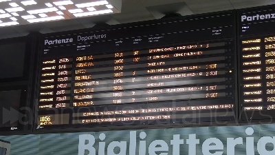 Scene from Milano, colonne di fumo alla stazione Garibaldi: "Gli allarmi sono scattati alle 9"