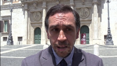 Scene from Caso Russia, Sensi (Pd): "A che titolo Savoini era a cena con Conte e Putin?"