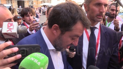 Scene from Taxi, Salvini: "Licenze? Evidente che nelle grandi città ne occorrano di più"