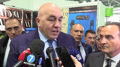 Scene from Ucraina Crosetto Guerra non conosce pause