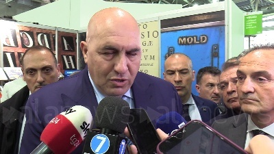 Scene from Ucraina Crosetto Guerra non conosce pause