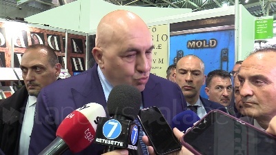 Scene from Ucraina Crosetto Guerra non conosce pause