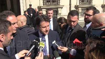Scene from Conte: oggi incontri su sblocca cantieri, accogliamo suggerimenti