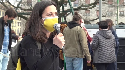 Scene from Scuola, sciopero nazionale dalla Dad: "È un metodo buono solo per riempire sacchi"