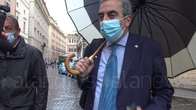 Scene from Federazione cdx, Gasparri: "Tipicamente berlusconiano trovare una sintesi"
