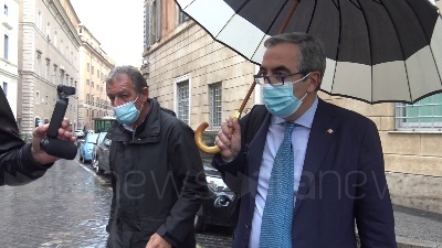 Scene from Federazione cdx, Gasparri: "Tipicamente berlusconiano trovare una sintesi"