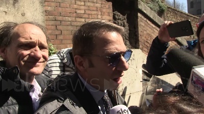Scene from De Vito, avv. Di Lorenzo: "E' sereno e sicuro di chiarire la sua posizione"