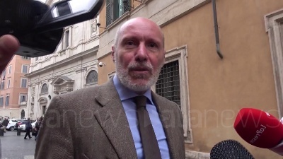 Scene from Caso Diciotti, De Falco: "M5S prende brutta piega: coerenza inesistente"