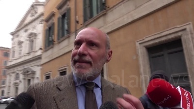 Scene from Caso Diciotti, De Falco: "M5S prende brutta piega: coerenza inesistente"