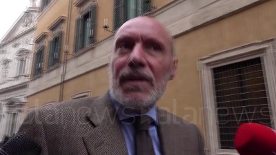 Scene from Caso Diciotti, De Falco: "M5S prende brutta piega: coerenza inesistente"