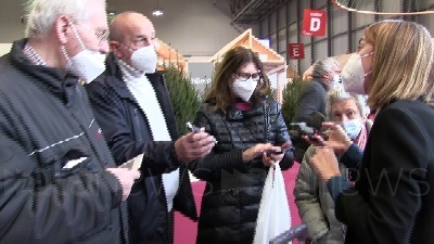 Scene from Artigiano in Fiera e Green Pass, ristoratori: "Alcuni mostrano il base, qualcuno ne ha tre diversi"