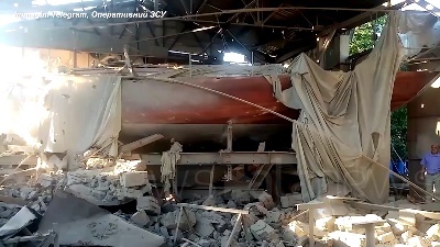 Scene from Ucraina, Mykolaiv colpita con bombe a grappolo
