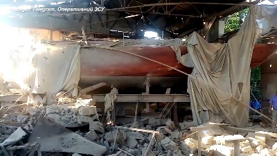 Scene from Ucraina, Mykolaiv colpita con bombe a grappolo