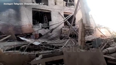 Scene from Ucraina, Mykolaiv colpita con bombe a grappolo