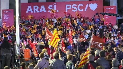 Scene from Spagna: Sanchez chiude la campagna elettorale a Barcellona