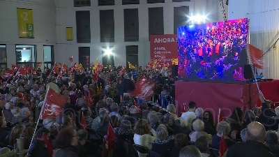 Scene from Spagna: Sanchez chiude la campagna elettorale a Barcellona