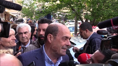 Scene from Zingaretti a Casal Bruciato: "Oggi si approveranno decreti senza copertura"