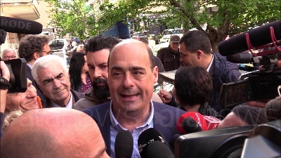Scene from Zingaretti a Casal Bruciato: "Oggi si approveranno decreti senza copertura"
