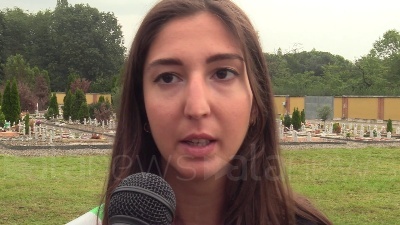 Scene from Neonata trovata morta nel cassonetto a Milano, i funerali a Bruzzano
