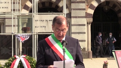 Scene from Milano, Sala: "Candidare chi fa saluti romani offende città"