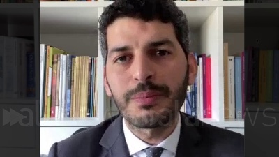 Scene from Silvia Romano, comunità islamica: "Attacchi raccapriccianti. Valutiamo azione legale"