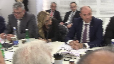 Scene from Russiagate, Durigon: "Sono cavolate, Pd dovrebbe pensare ad altro"