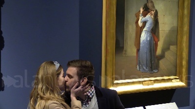 Scene from San Valentino, ritratti "al bacio" alla Pinacoteca di Brera